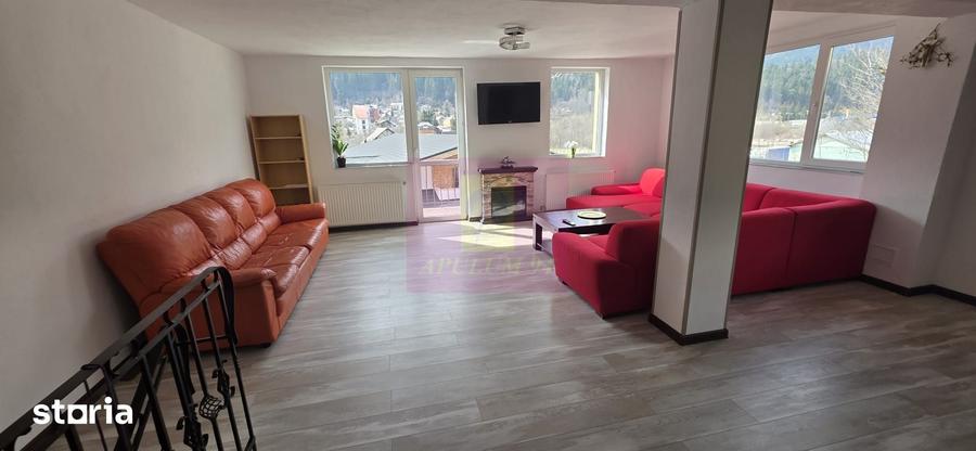 Casă cu 9 camere cu Teren 400 Mp în Zamora