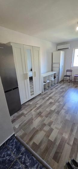 Garsonieră decomandată în Complex Studențesc