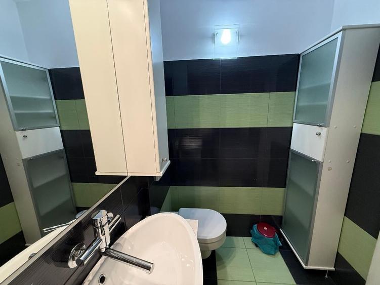 De inchiriat Apartament 3 camere cu scara interioara, zona Centru. - 18