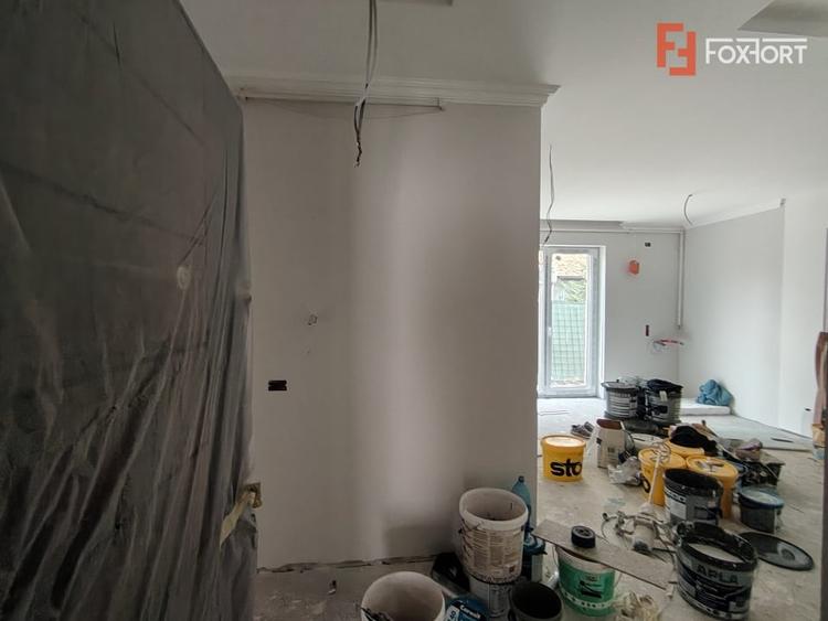 Apartament cu 2 camere decomandat în Giroc
