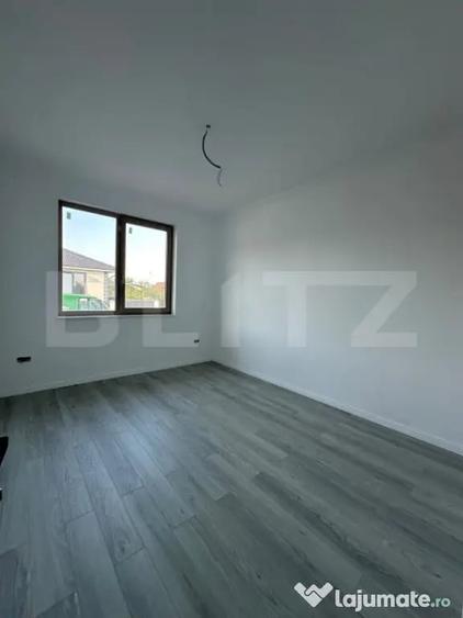 Casă cu 4 camere cu Teren 500 Mp în Central