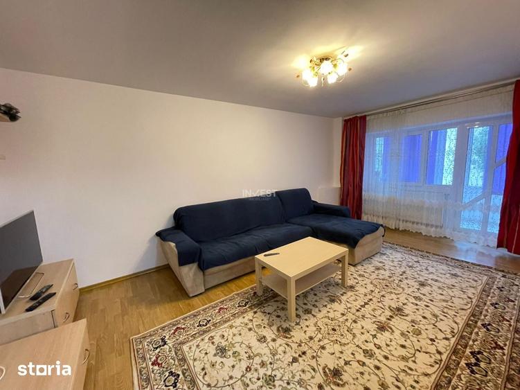 Apartament cu 3 camere decomandat în Canta