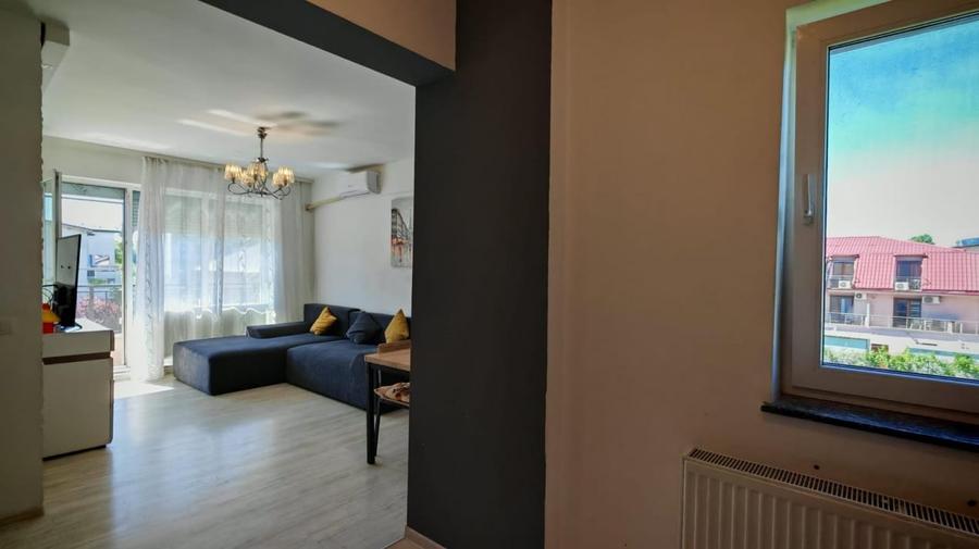 Apartament cu 2 camere decomandat, mobilat în Central