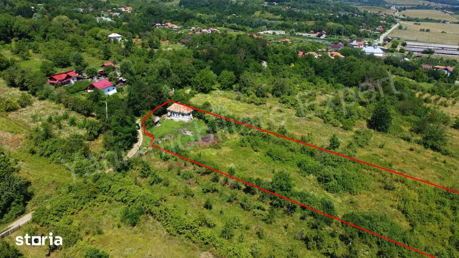 Casă cu 2 camere cu Teren 3670 Mp în Ciofrângeni