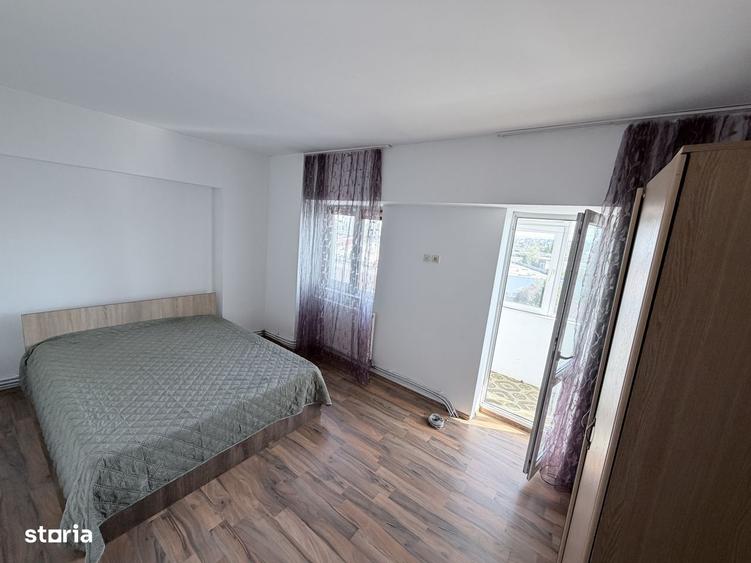 Apartament cu 3 camere decomandat în Banca Națională