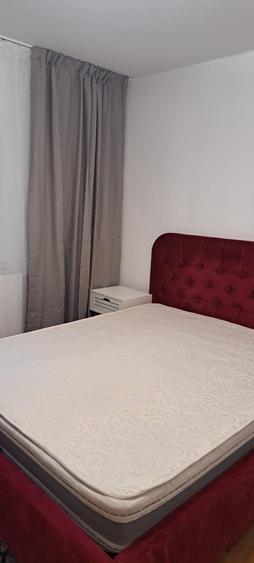 Apartament cu 2 camere decomandat în Craiovița Nouă