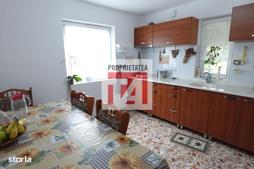Casă cu 4 camere cu Teren 18 Mp în Cătălina