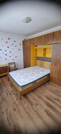 Apartament cu 3 camere în Liteni