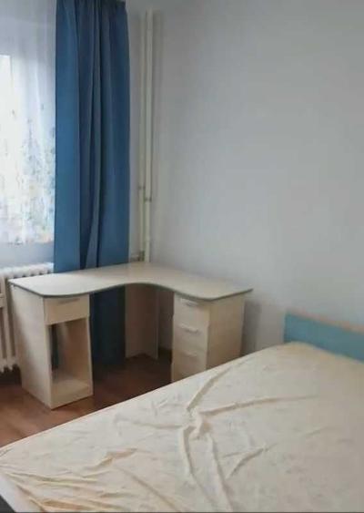Apartament cu 2 camere decomandat în Ghencea