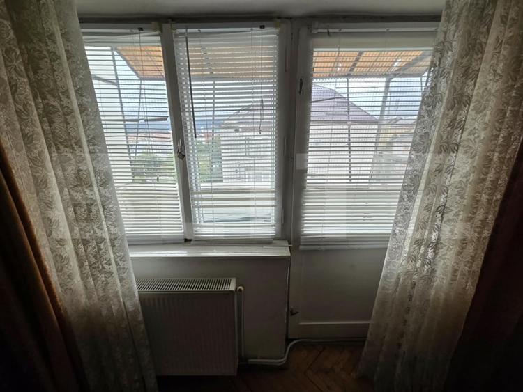 Apartament cu 3 camere decomandat, mobilat în Exterior Nord