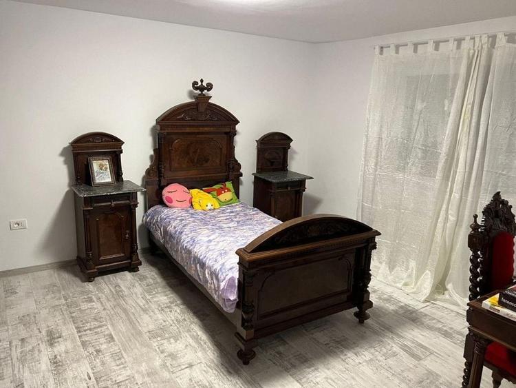 Casă individuală cu 4 camere cu Canalizare în Crasna