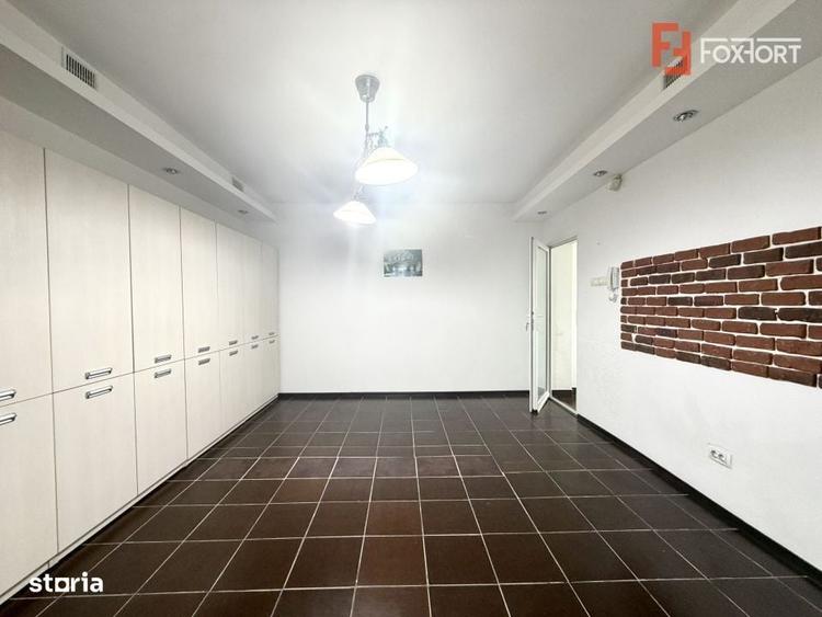 Apartament cu 2 camere + 47 mp teren in proprietate in Centrul Timisoa - 1