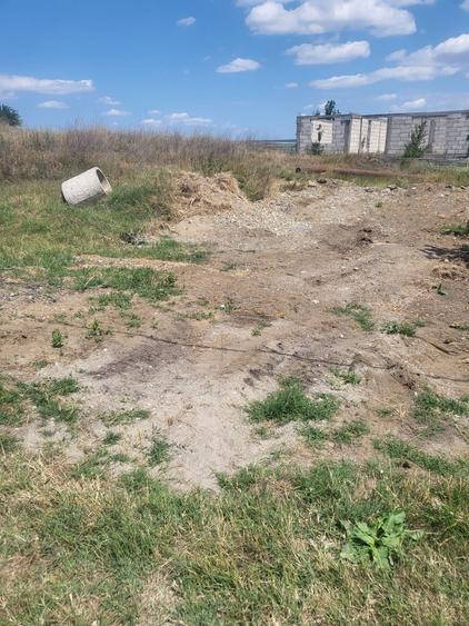 Teren de 22000 mp, în Podu Turcului