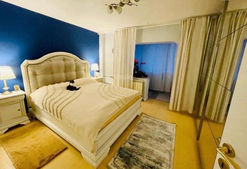 Apartament cu 2 camere decomandat în Decebal