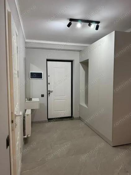 Garsonieră decomandată în Florilor