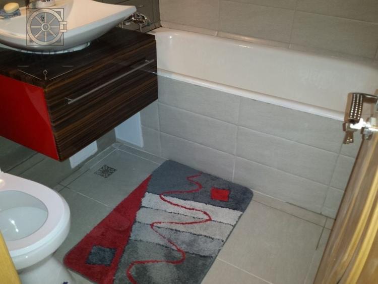 Apartament cu 2 camere semidecomandat, mobilat în Teiul Doamnei