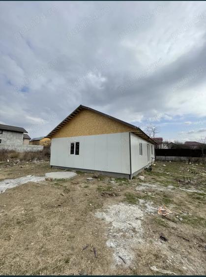 Casă în Central