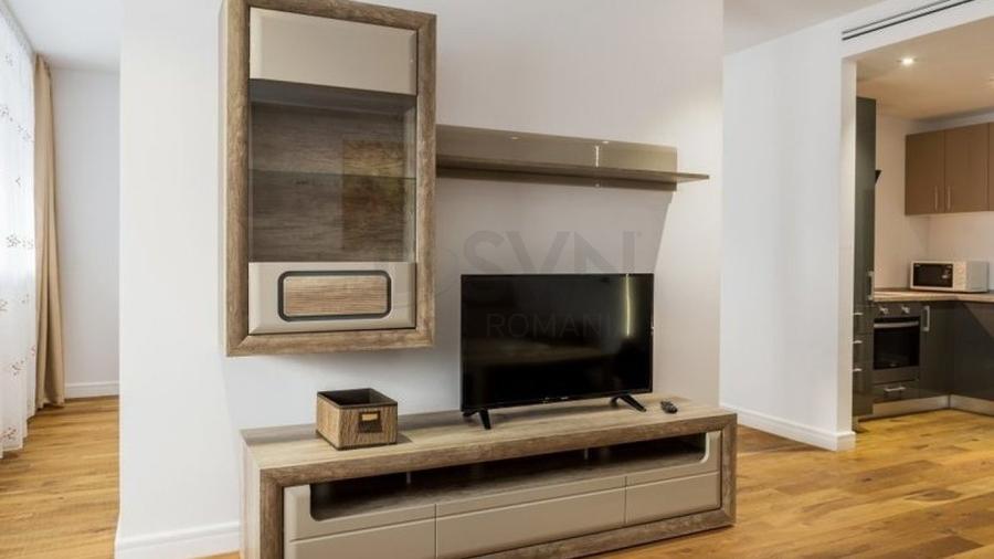 Apartament cu 2 camere decomandat în Herăstrău
