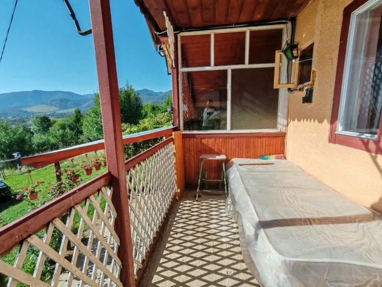 Casă individuală cu 3 camere cu Canalizare în Exterior Sud