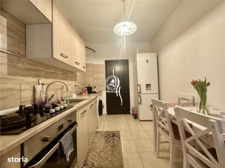 Apartament cu 3 camere decomandat în Valea Lupului