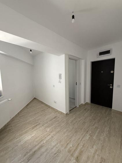 Apartament cu 3 camere în Nerva Traian