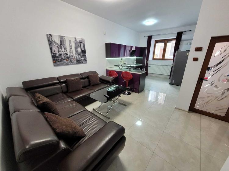 Apartament cu 2 camere semidecomandat în Nicolae Bălcescu