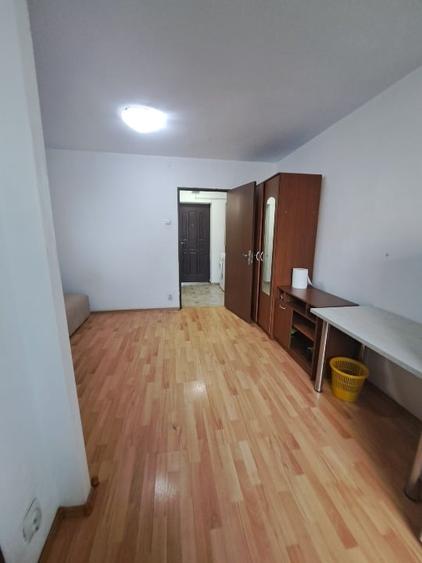 Garsonieră semidecomandată, mobilată în Dristor