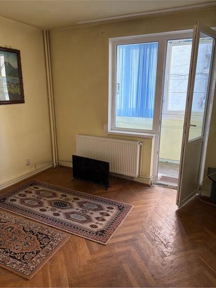Apartament cu 2 camere decomandat în Ultracentral