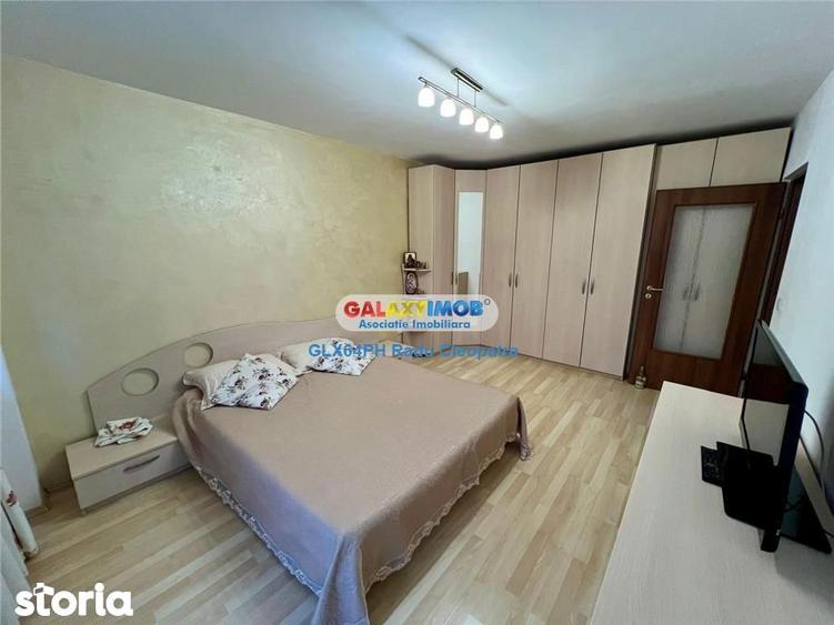 Apartament cu 3 camere, mobilat în Malu Roșu