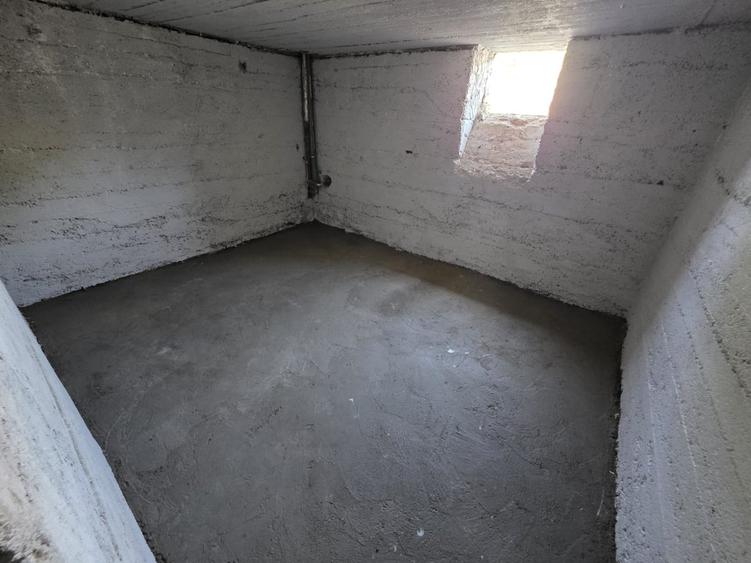 Casă cu 4 camere cu Teren 550 Mp în Central