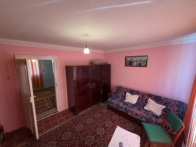 Casă cu 4 camere cu Teren 892 Mp în Grădiștea