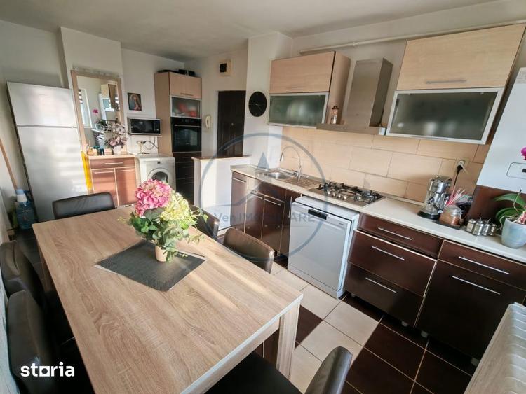 Apartament cu 3 camere, mobilat în Central