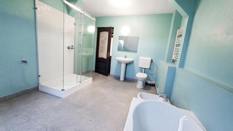 Apartament cu 3 camere decomandat, mobilat în Floreasca