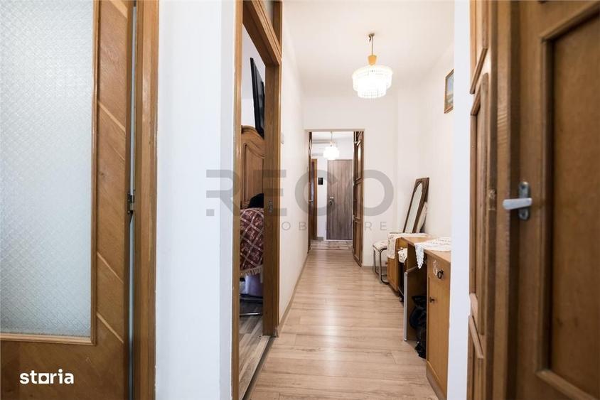 Apartament cu 3 camere decomandat în Salca
