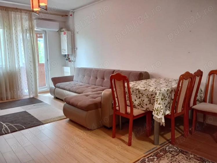 Apartament cu 2 camere semidecomandat în Roșu