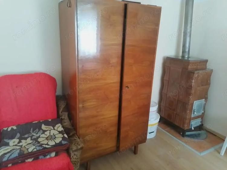 Casă cu 2 camere în Almașu