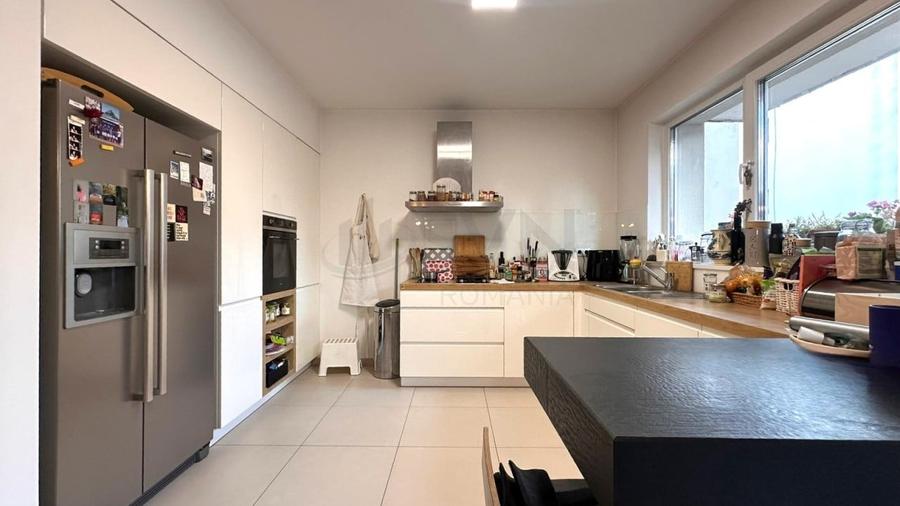 Duplex cu 6 camere cu Canalizare în Herăstrău