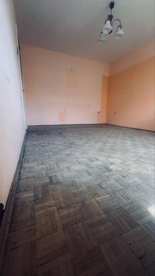 Apartament cu 2 camere decomandat în Coman