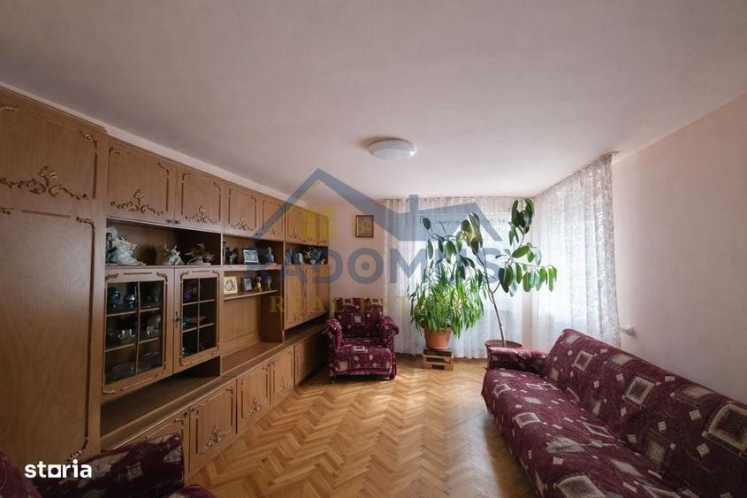 Casă cu 4 camere în Corlătești