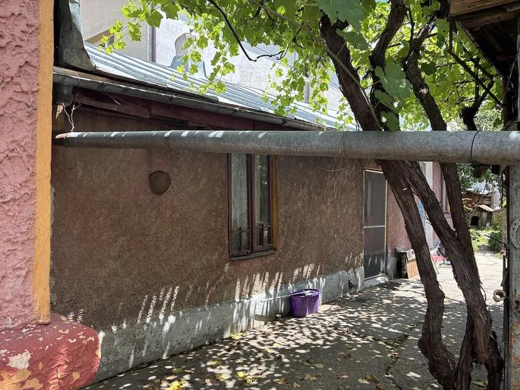 Casă cu 3 camere cu Teren 394 Mp în Pantelimon