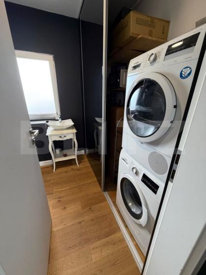 Apartament cu 3 camere semidecomandat în Central