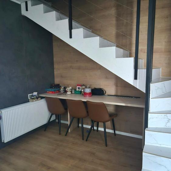 Duplex cu 4 camere cu Canalizare în Dumbrăvița