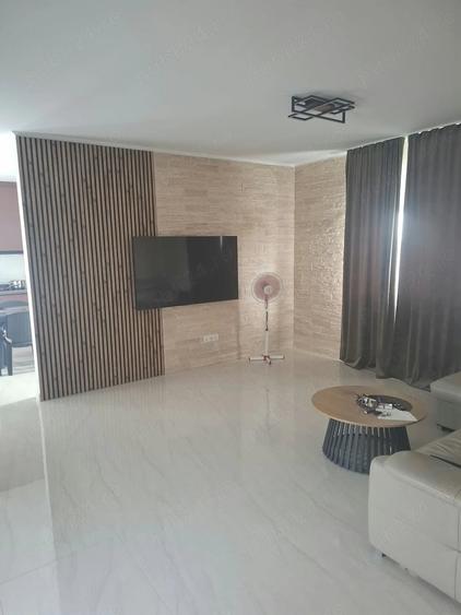 Casă cu Teren 2900 Mp în Gelu