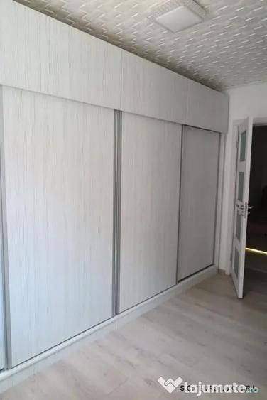 Casă cu 6 camere cu Teren 124 Mp în Aurel Vlaicu