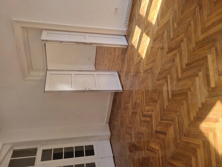 Apartament cu 2 camere decomandat în Sâmbăteni