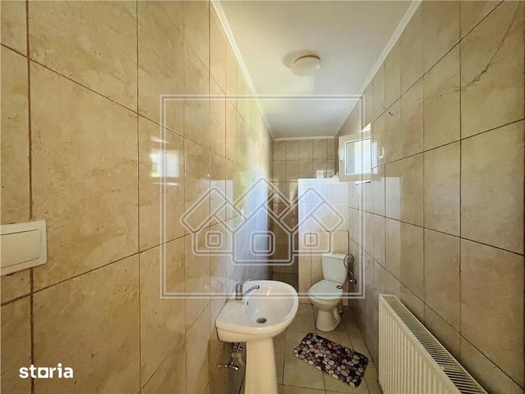 Casă cu 4 camere cu Teren 626 Mp în Central