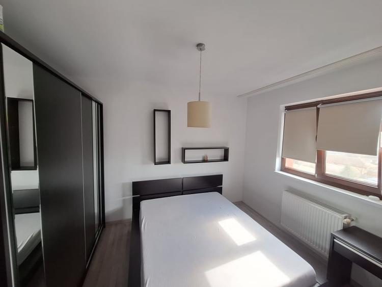 Apartament cu 2 camere decomandat, mobilat în Aradului