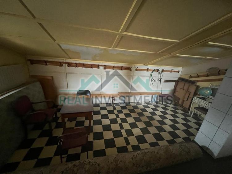 Spațiu comercial, de 230 mp, în Pârneava