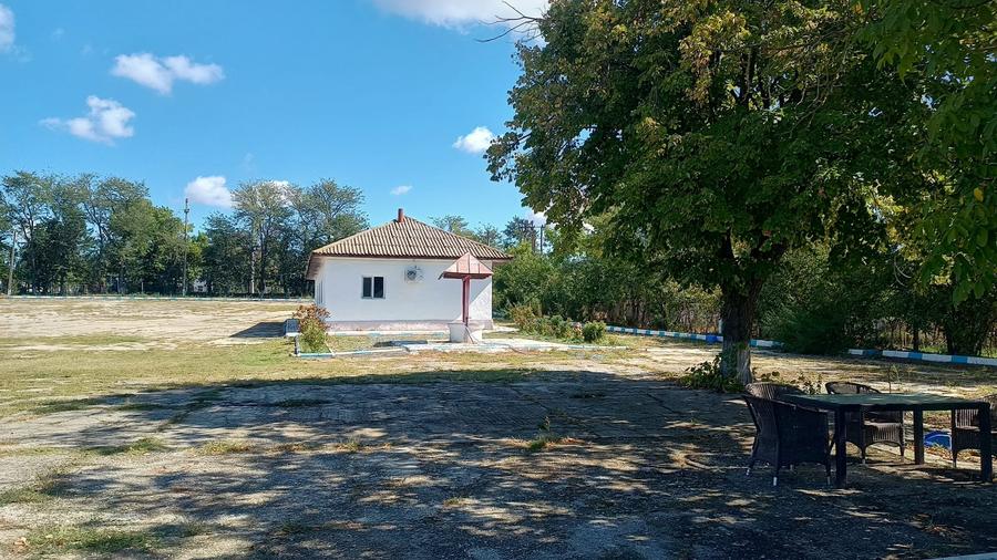 Spațiu industrial, de 2,426 mp, în Ghimpați