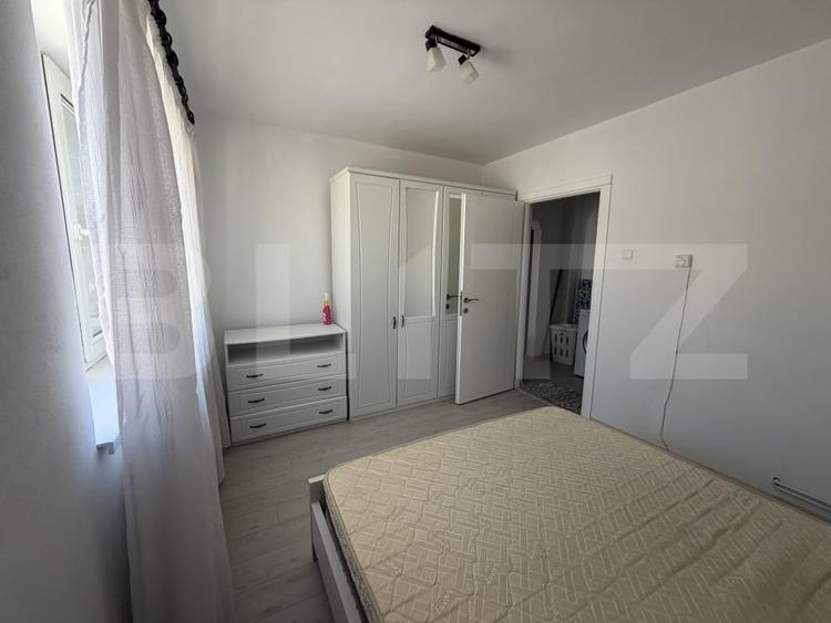 Apartament cu 2 camere semidecomandat, mobilat în Cetate